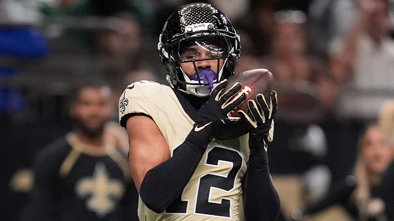 Saints star, 25, admits to contemplating NFL future after concussions last season
